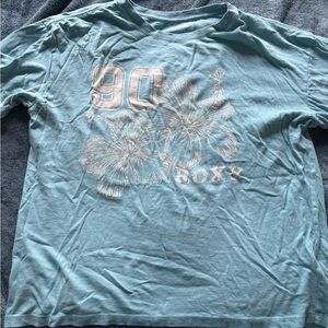 Women’s blue Roxy graphic tee